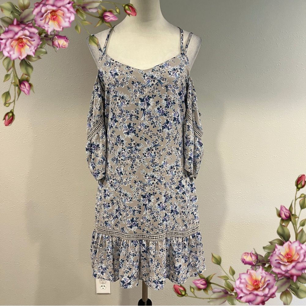 Apricot Lane floral‎ cold shoulder mini Dress with laced up back size small new